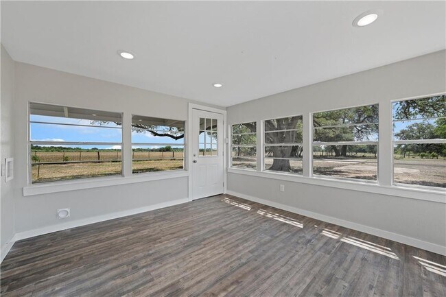 Building Photo - Charming Remodeled Home on Half an Acre in Lott, TX!