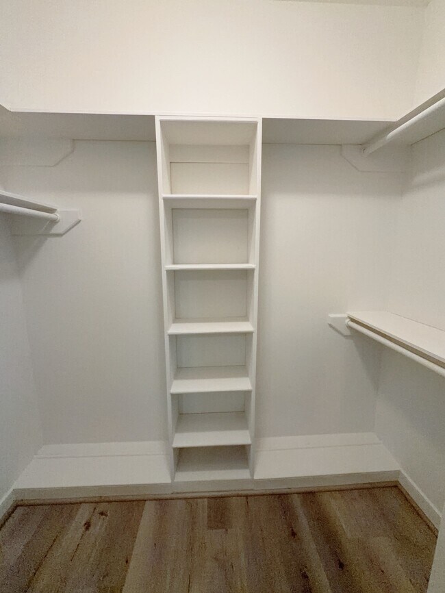 Building Photo - 11852 Taylorcrest Rd