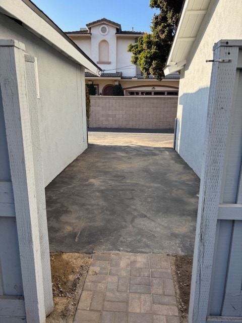 Building Photo - 275 Mesa Dr