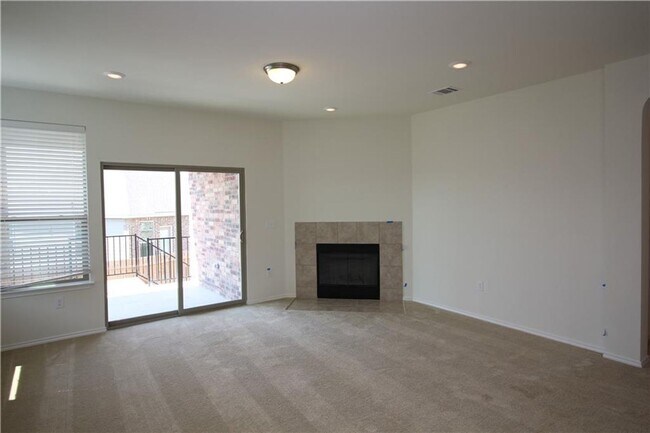 Building Photo - Beautiful one story brick home!