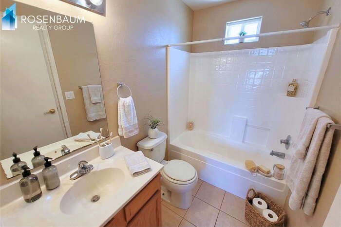 Building Photo - 15547 S Moon Valley Rd