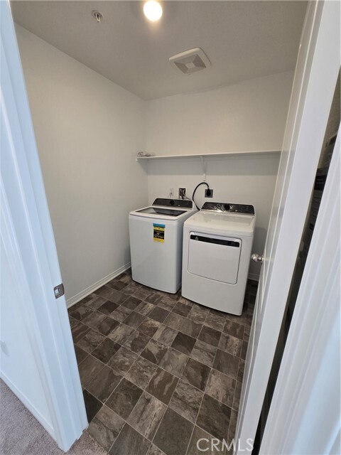 Building Photo - 7281 Olive Grv St