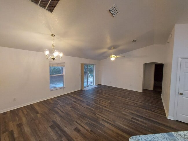 Building Photo - 8151 SW 128 LOOP
