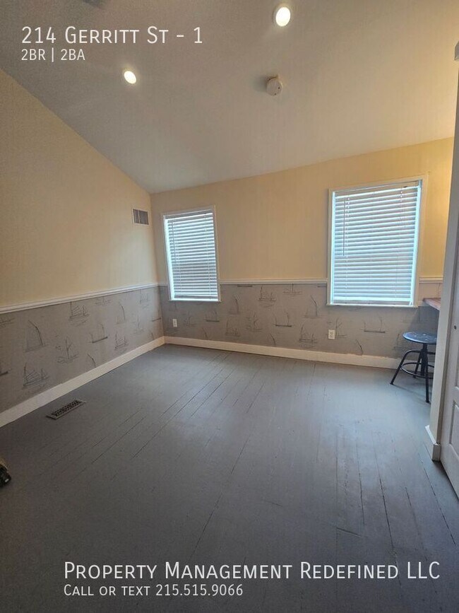 Building Photo - 214 Gerritt St