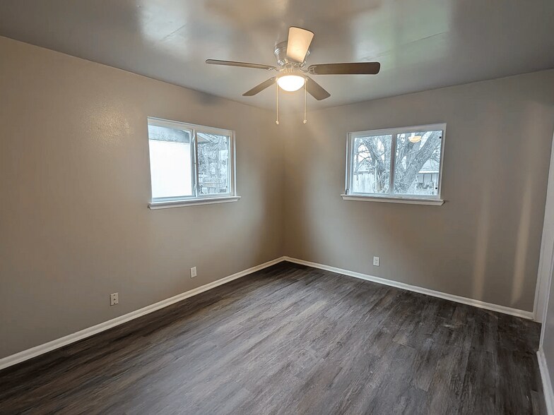 Building Photo - 5802 Magnes Ln