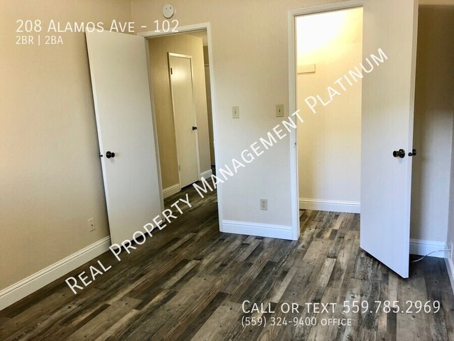 Building Photo - 208 Alamos Ave