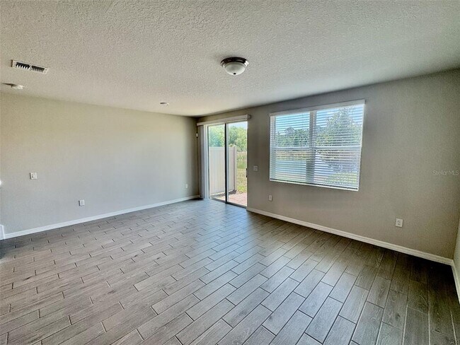 Building Photo - 744 Legacy Dr