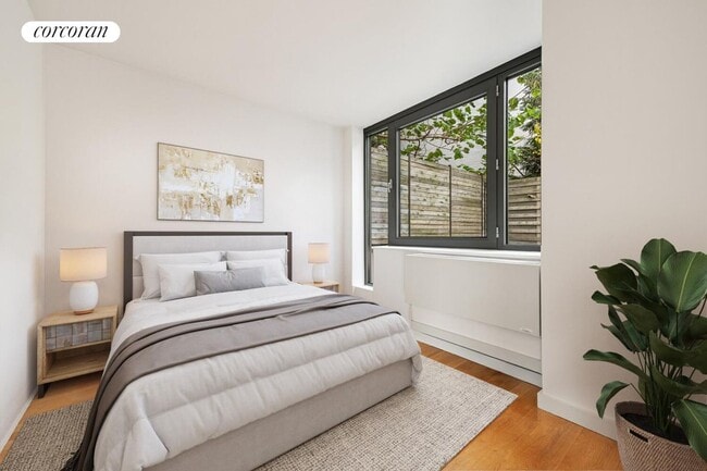 Building Photo - 247 N 7th St