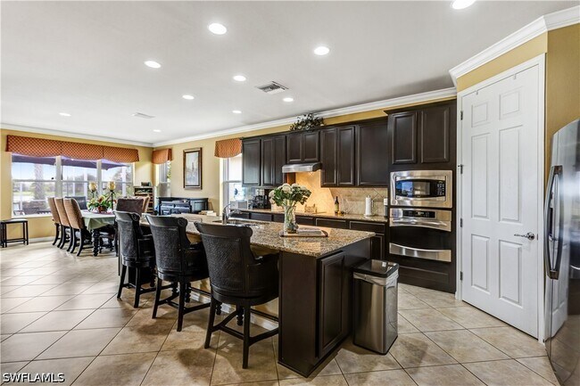 Building Photo - 8650 Palermo Ct