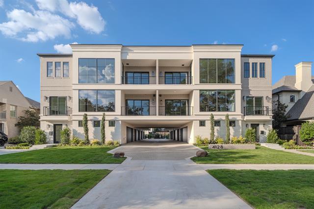 Building Photo - 4128 University Blvd