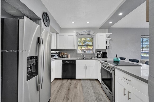 Building Photo - 529 NW 8th St