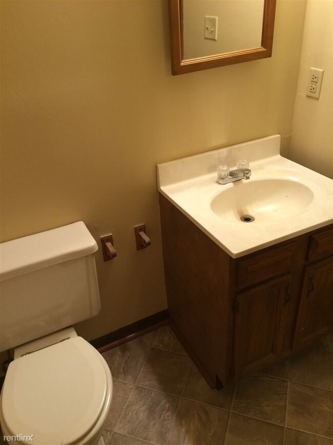 2 br, 1 bath Duplex 1310 Dale Dr 1310 Dale Dr Winchester KY 40391 Apartment Finder