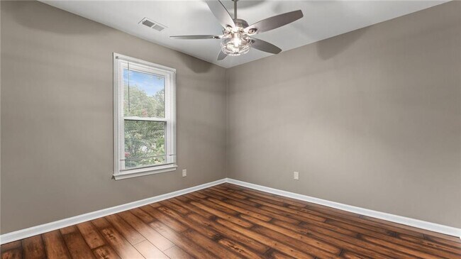 Building Photo - 3913 Hadley Farm Dr