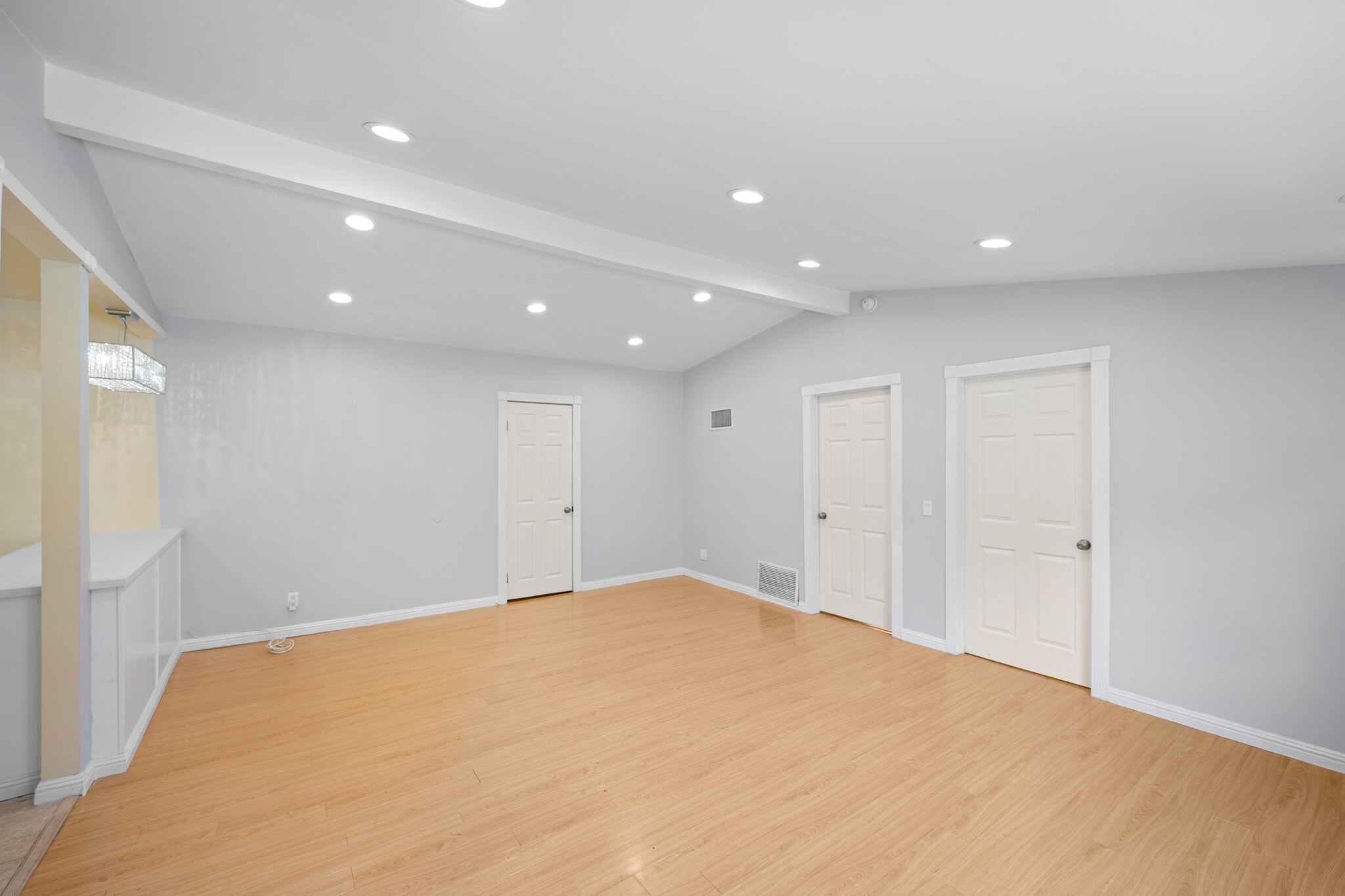 Building Photo - 10617 Wilsey Ave