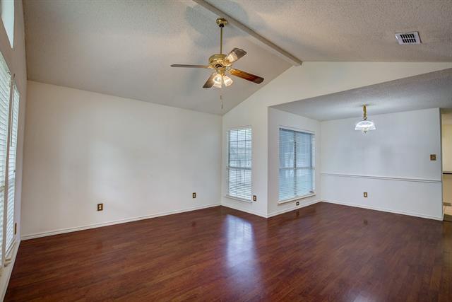 Building Photo - 230 Brittany Dr