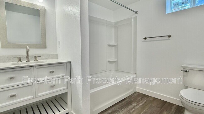 Building Photo - 3102 N 19th St