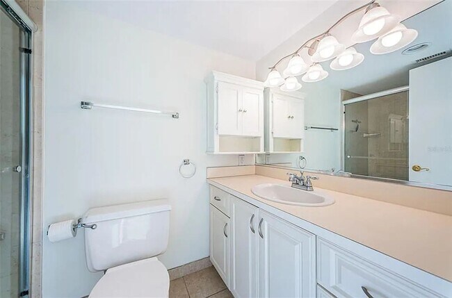 Building Photo - Beachfront Paradise in Indian Shores – Stunning Gulf & Intracoastal Views! 3bed|2bath