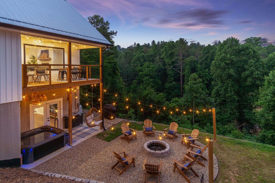 Building Photo - 55 Dogwood Trace