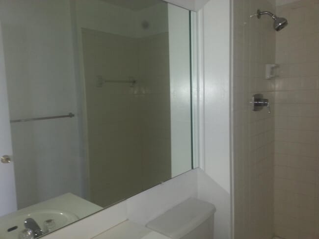 Building Photo - 3203 Poolside Dr