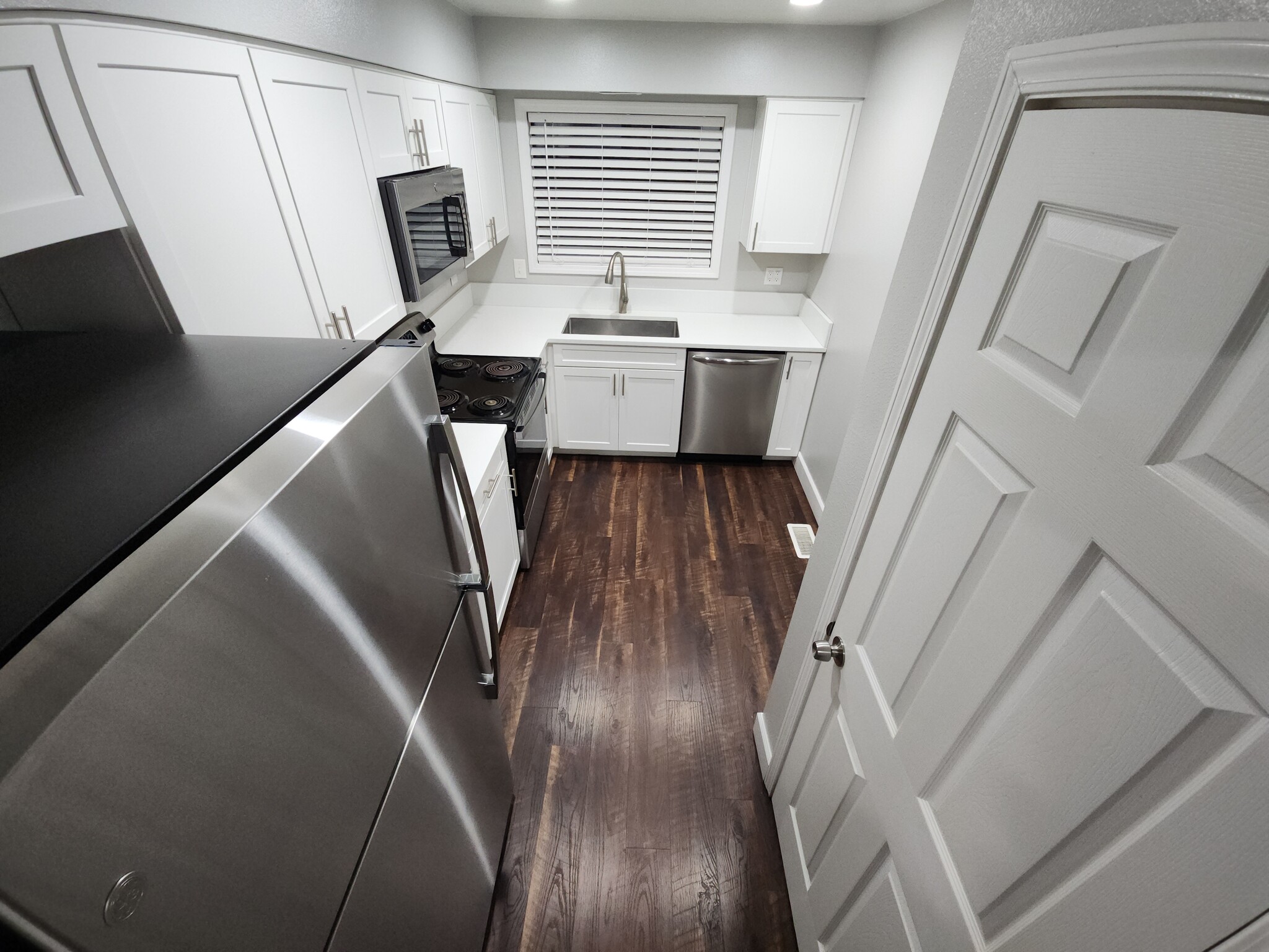 Building Photo - 38 NE 143rd Ave