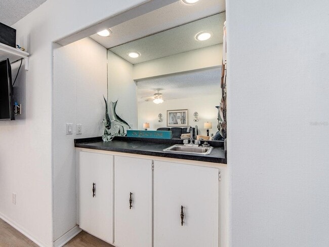 Building Photo - 2900 Gulf Blvd