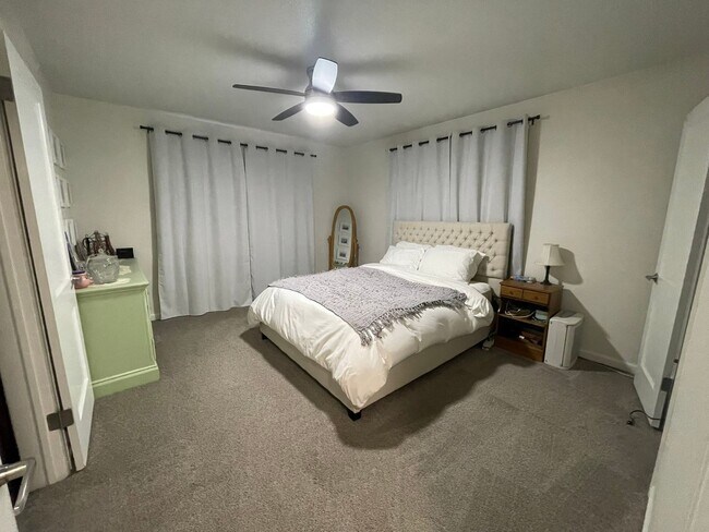 Building Photo - Charming Updated Home with Spacious Yard