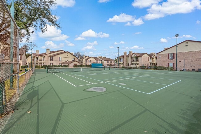 Building Photo - 2120 El Paseo St