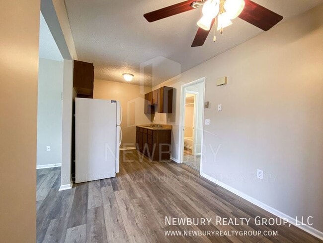 Building Photo - 19 Clearview Meadows