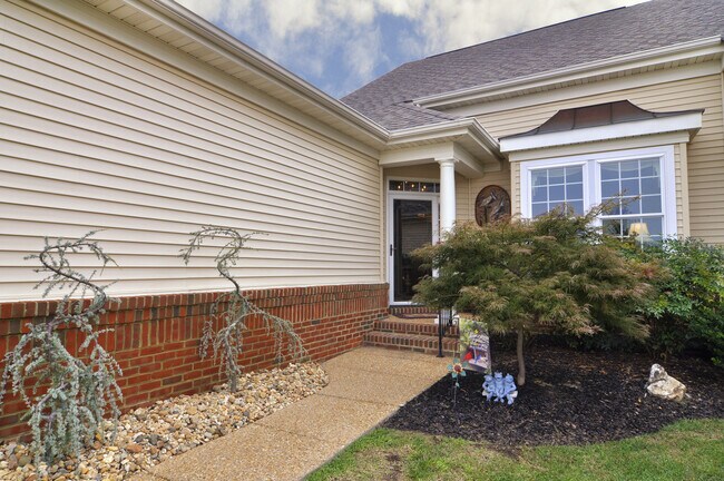 Building Photo - 6727 Evensong Ln