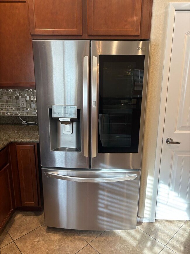 Building Photo - Gated 3-Bedroom Home with Community Pool Near Fort Apache & Blue Diamond