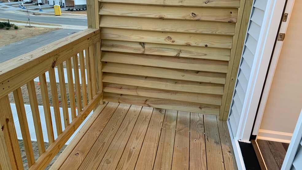 Building Photo - Room in Townhome on Summer Violet Ln