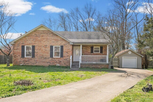 Building Photo - 2701 E Copeland Ct