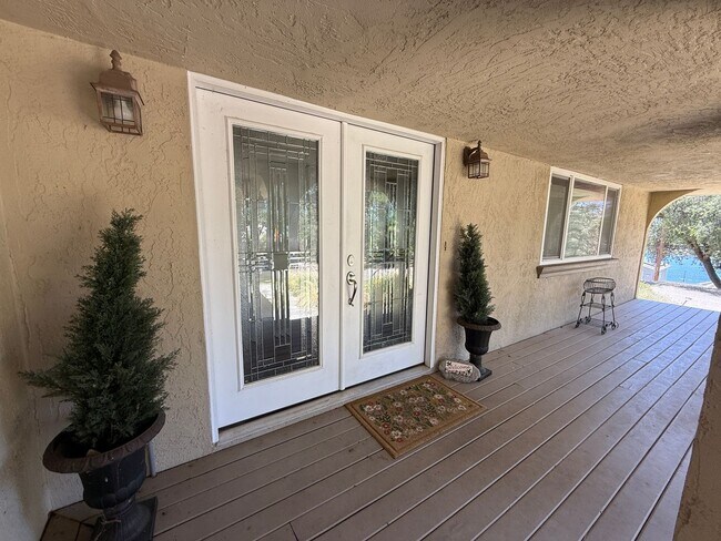 Building Photo - 23799 Woodhaven Pl