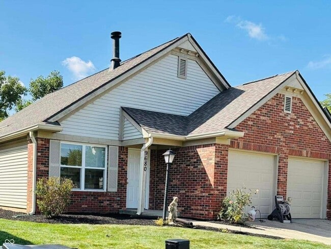 Primary Photo - 9680 River Oak Ln E
