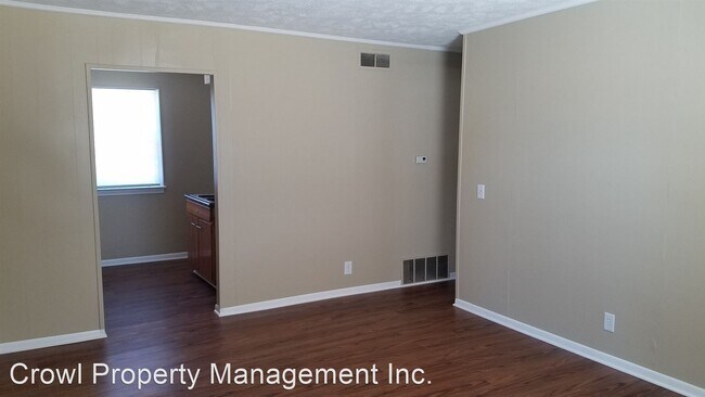 Building Photo - 2436 3rd Ave