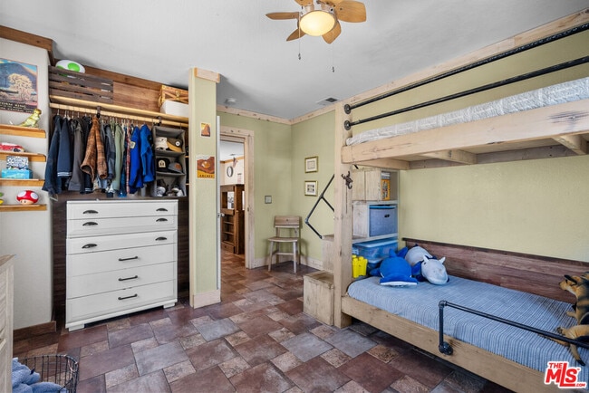 Building Photo - 28123 Gibraltar Ln