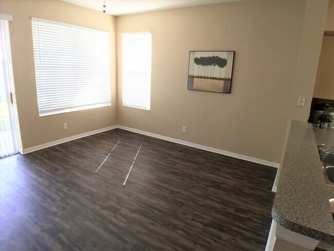 Building Photo - 8539 Deer Chase Dr