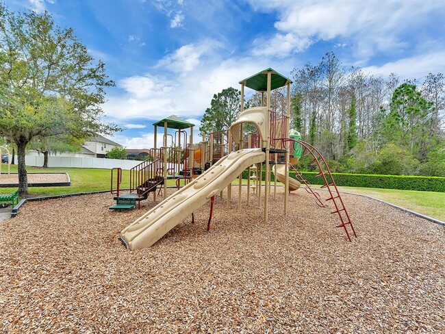 Building Photo - 2111 Corner Point Ct