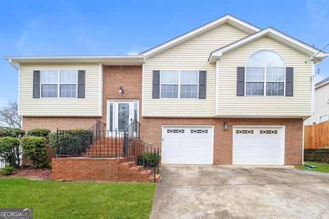 Primary Photo - 1286 Live Oak Terrace
