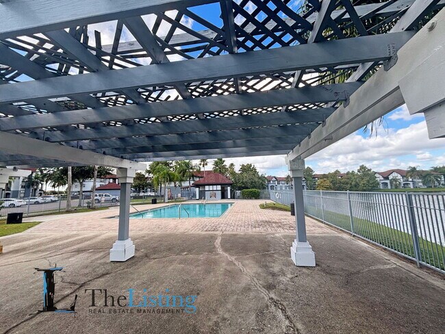 Building Photo - 3714 Palm Desert Ln