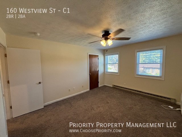 Building Photo - 160 Westview St