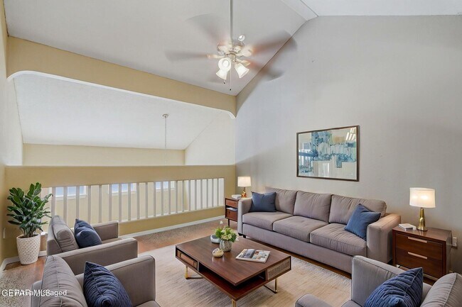 Building Photo - 12604 Gilded Sun Dr