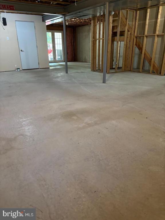 Building Photo - 571 Gramercy Ln