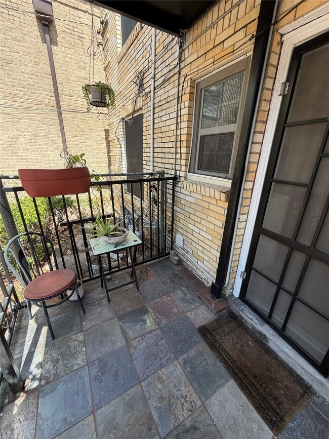Building Photo - 1109 Autrey St