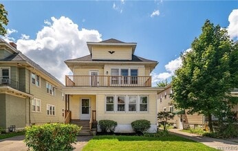 Building Photo - 33 Harding Rd