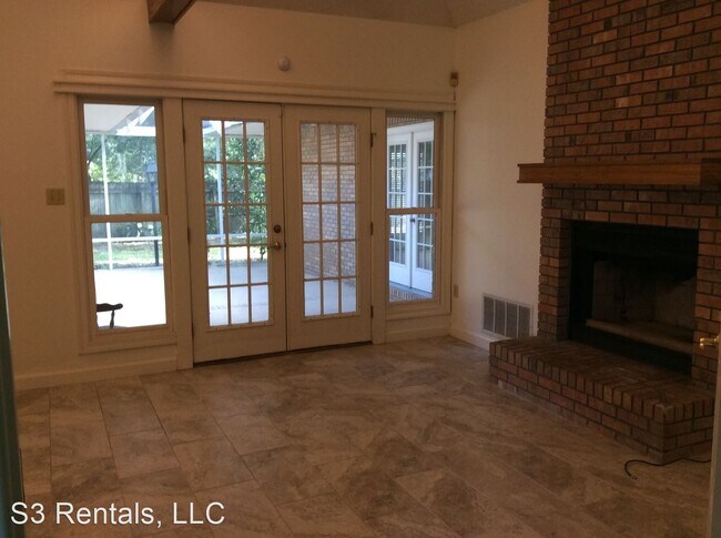 Building Photo - 4 br, 3 bath House - 2542 Brighton Circle