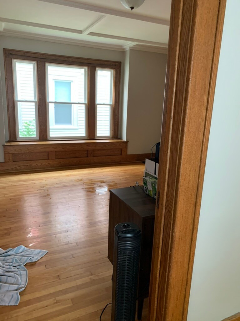 Building Photo - 144 Forest Hill Dr