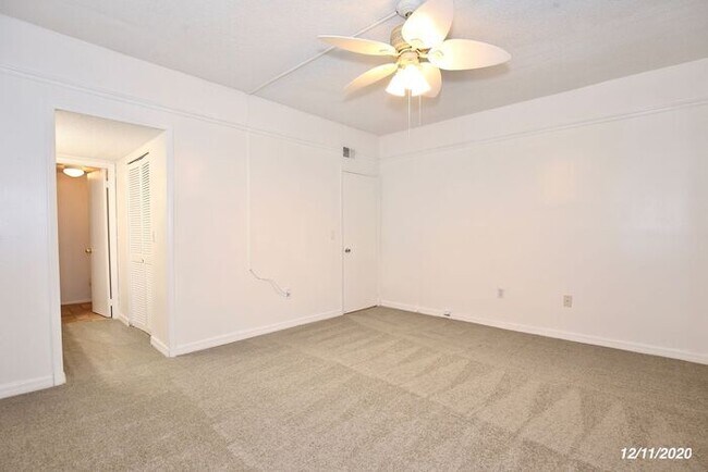 Building Photo - 5848 Windhover Dr