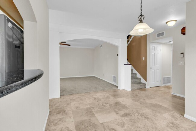 Building Photo - 7097 Beckington Ln