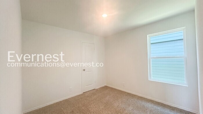 Building Photo - 5962 Celestite Bd